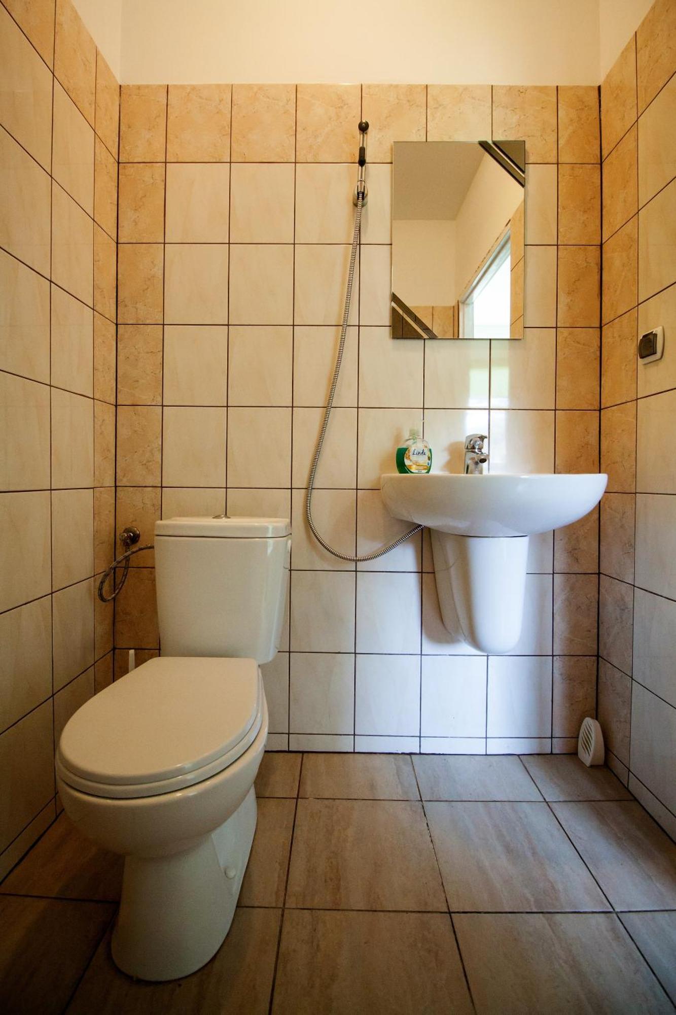 Kremenaros Hostel Ustrzyki Górne Cameră foto