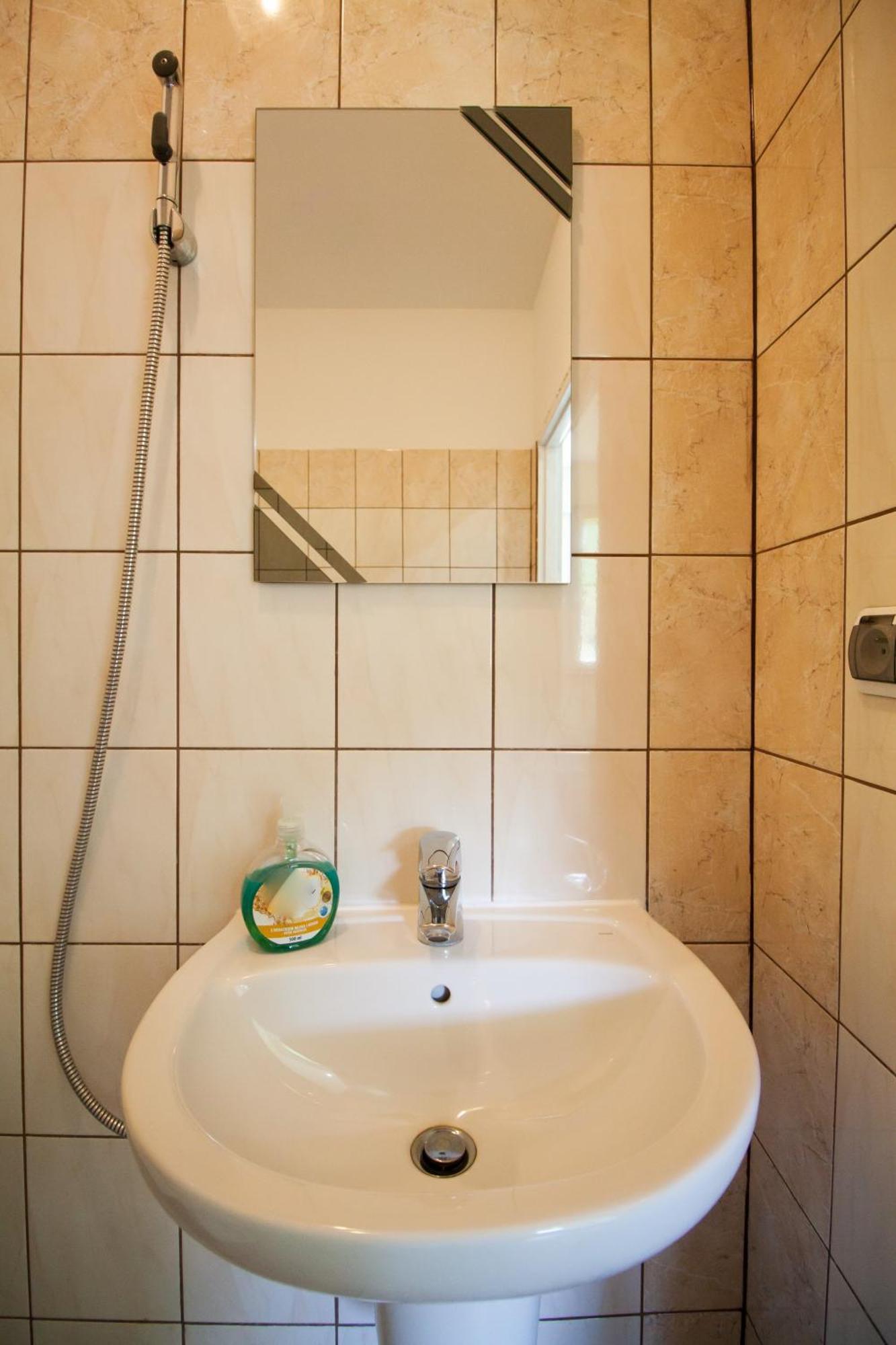 Kremenaros Hostel Ustrzyki Górne Cameră foto